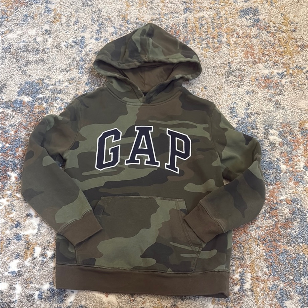 GAP Camouflage Hoodie (Size: Youth Medium)